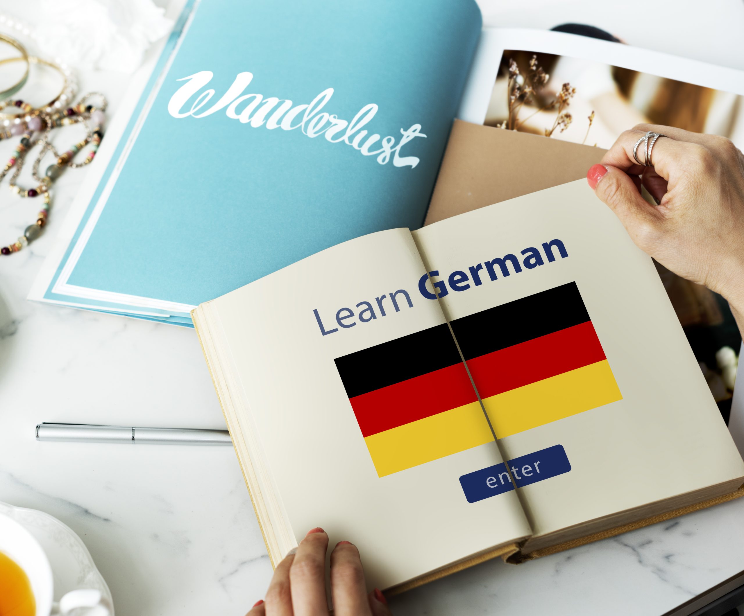 Germanika Agglika tmhmata entatika